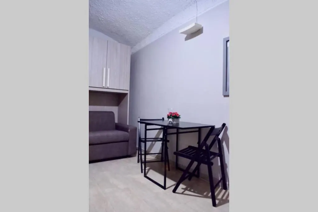 Pettinari Court Apartment Rome 0*,  Italy